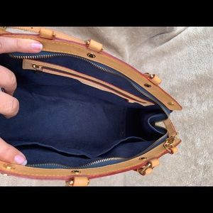 “Louis Vuitton Brea GM”